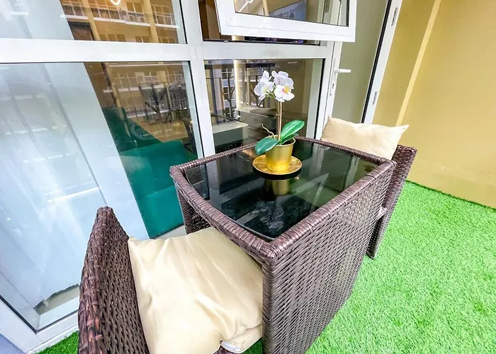 Appartement Spacious 2br Luxury Across Okada, Airport *