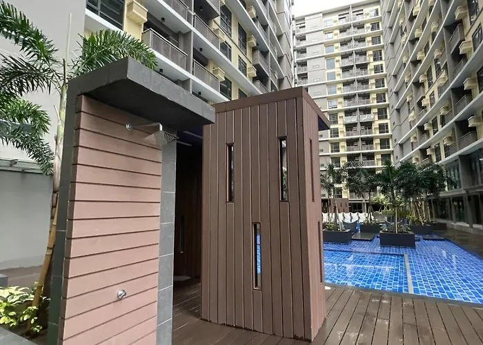 Spacious 2br Luxury Across Okada, Airport * Manilla